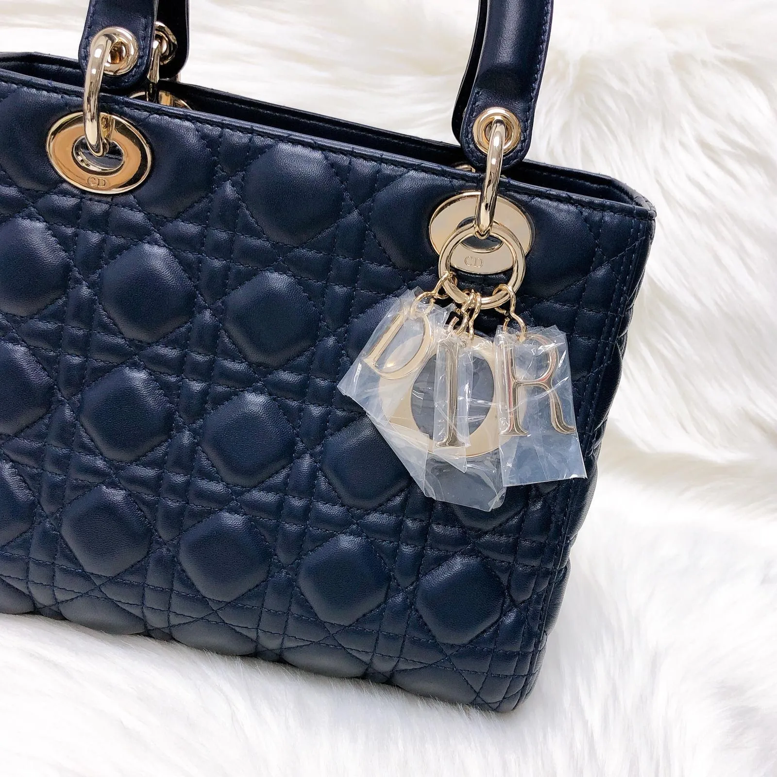 Cannage Lambskin Lady Dior Medium