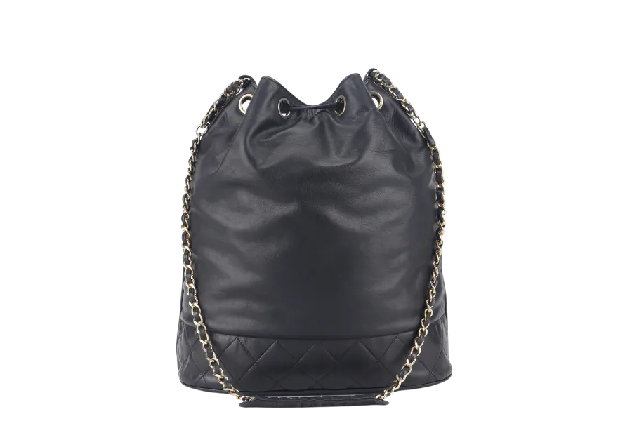 CHANEL VINTAGE BLACK LAMBSKIN BUCKET BAG WITH COIN POUCH GOLD HARDWARE NO HOLO, NO CARD AND NO DUST COVER