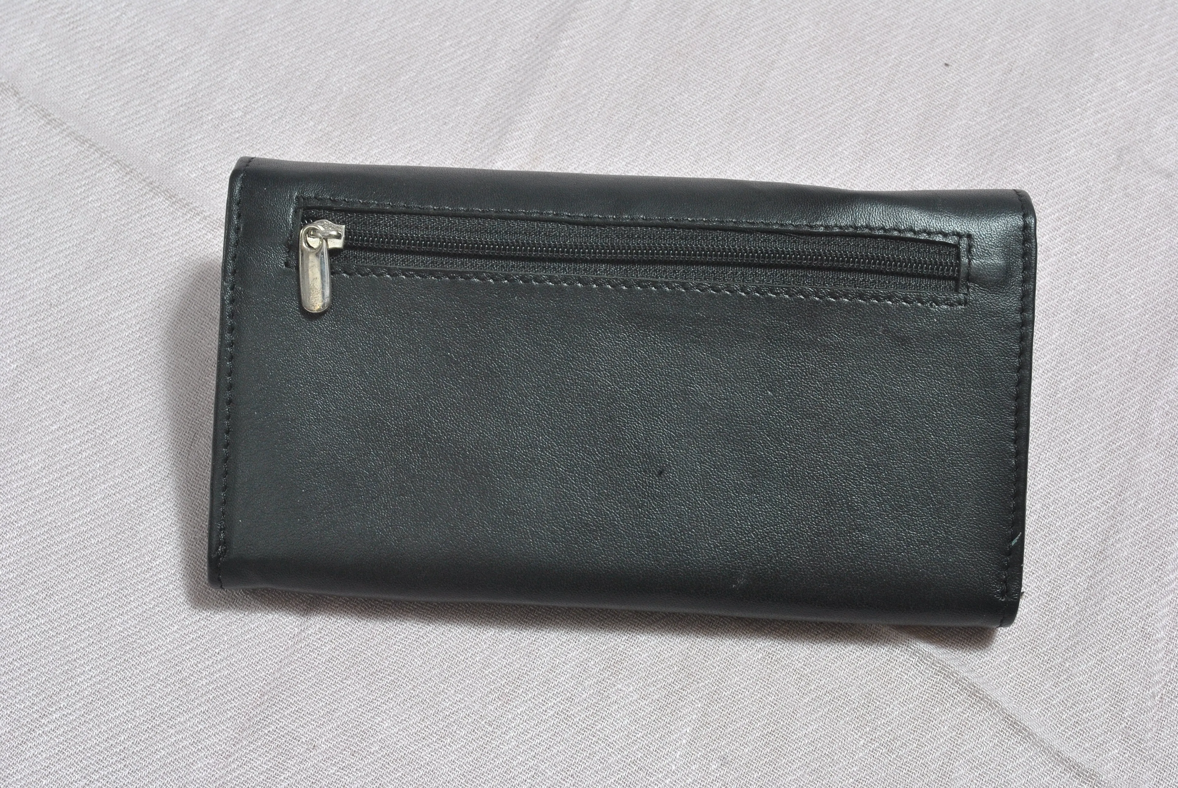 CLASSIC LADIES LEATHER WALLET