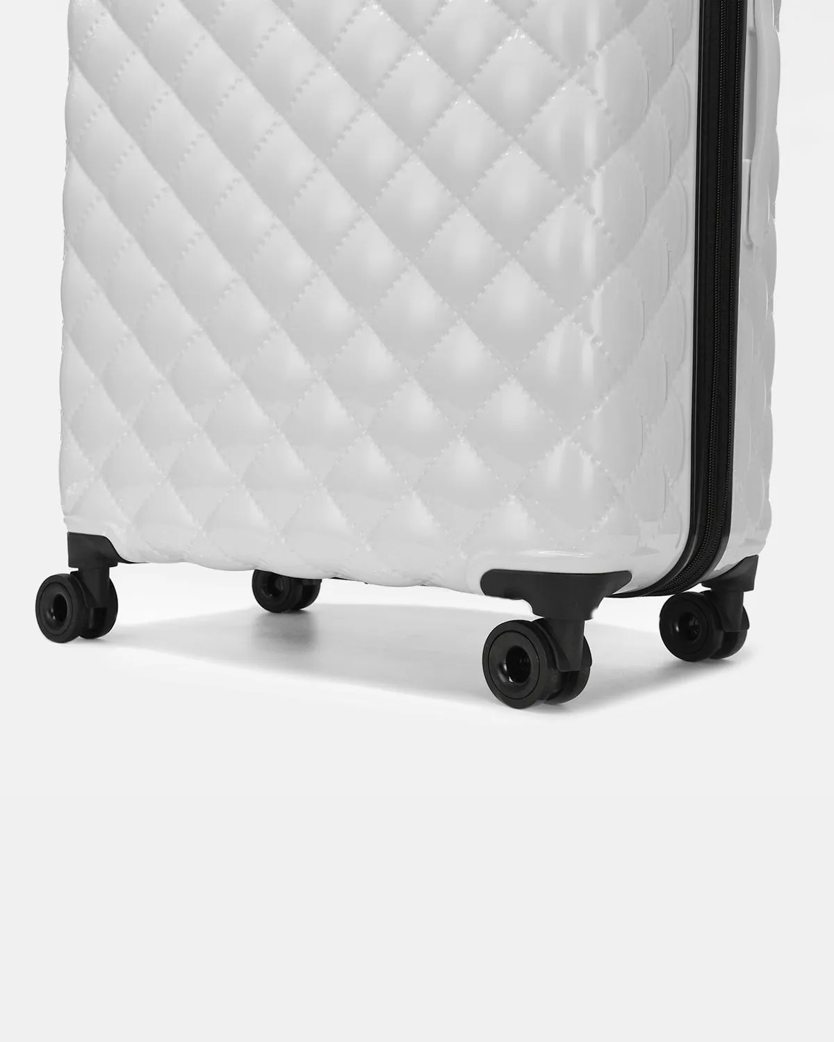 Diamond 3 Piece Luggage Set in White