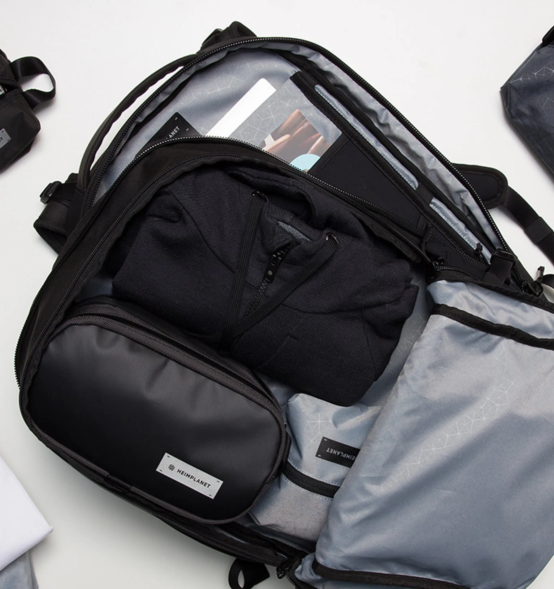 Heimplanet Carry Essentials Packing Cubes Set