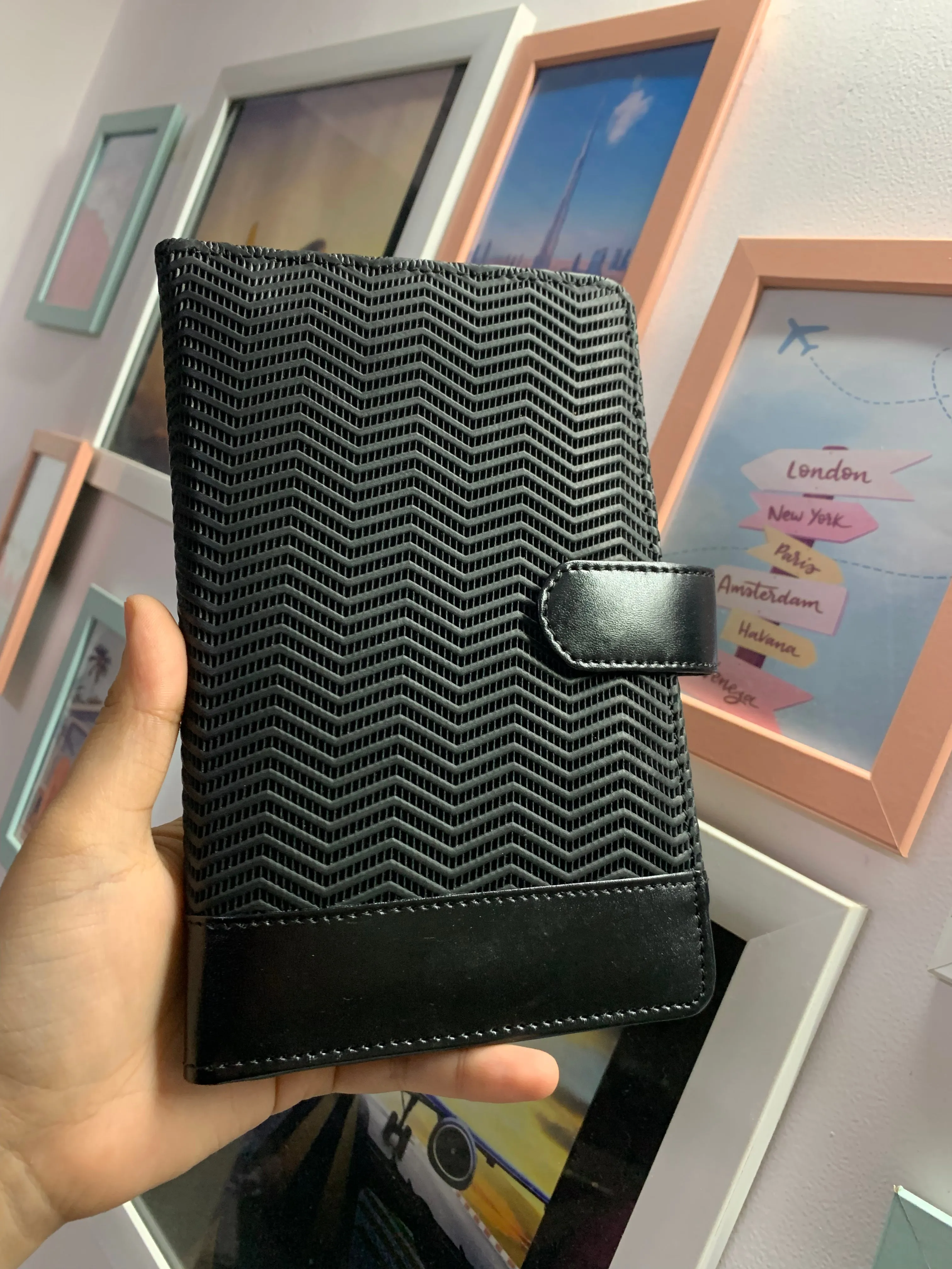 JET BLACK ZIG ZAG WAVE GENUINE LEATHER TRAVEL ORGANIZER